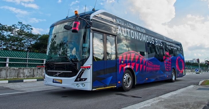 シンガポールに 今のところ 世界一でかい 自動運転バス登場 自動運転ラボ