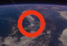テスラのロボタクシー、「宇宙経由」でネット通信
